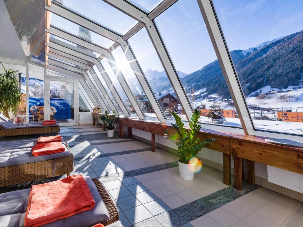 Happy Stubai Hotel Neustift im Stubaital Buitenkant foto