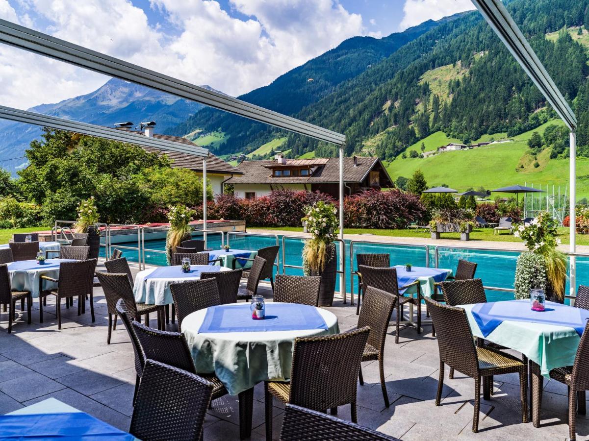 Happy Stubai Hotel Neustift im Stubaital Buitenkant foto