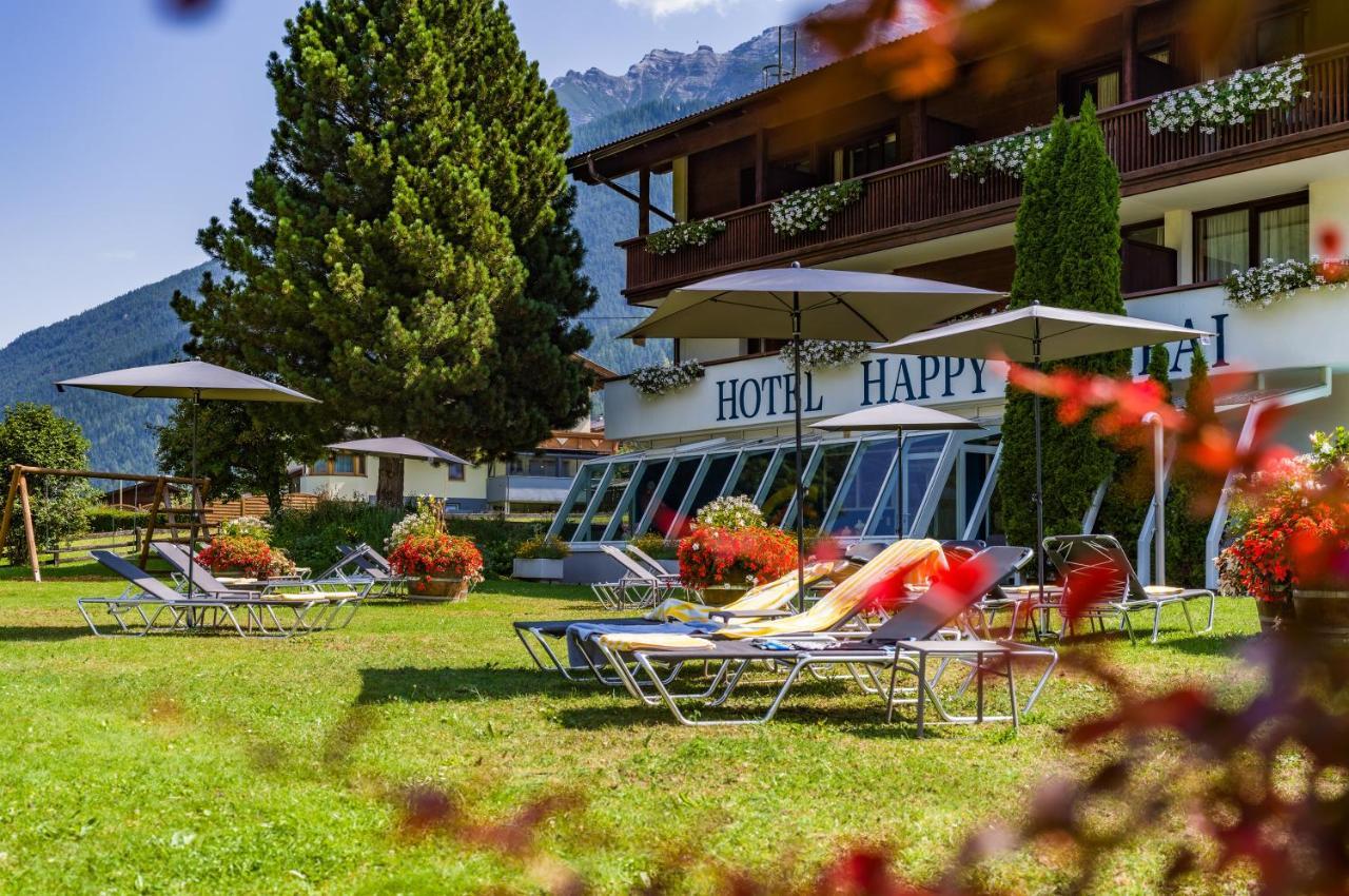Happy Stubai Hotel Neustift im Stubaital Buitenkant foto