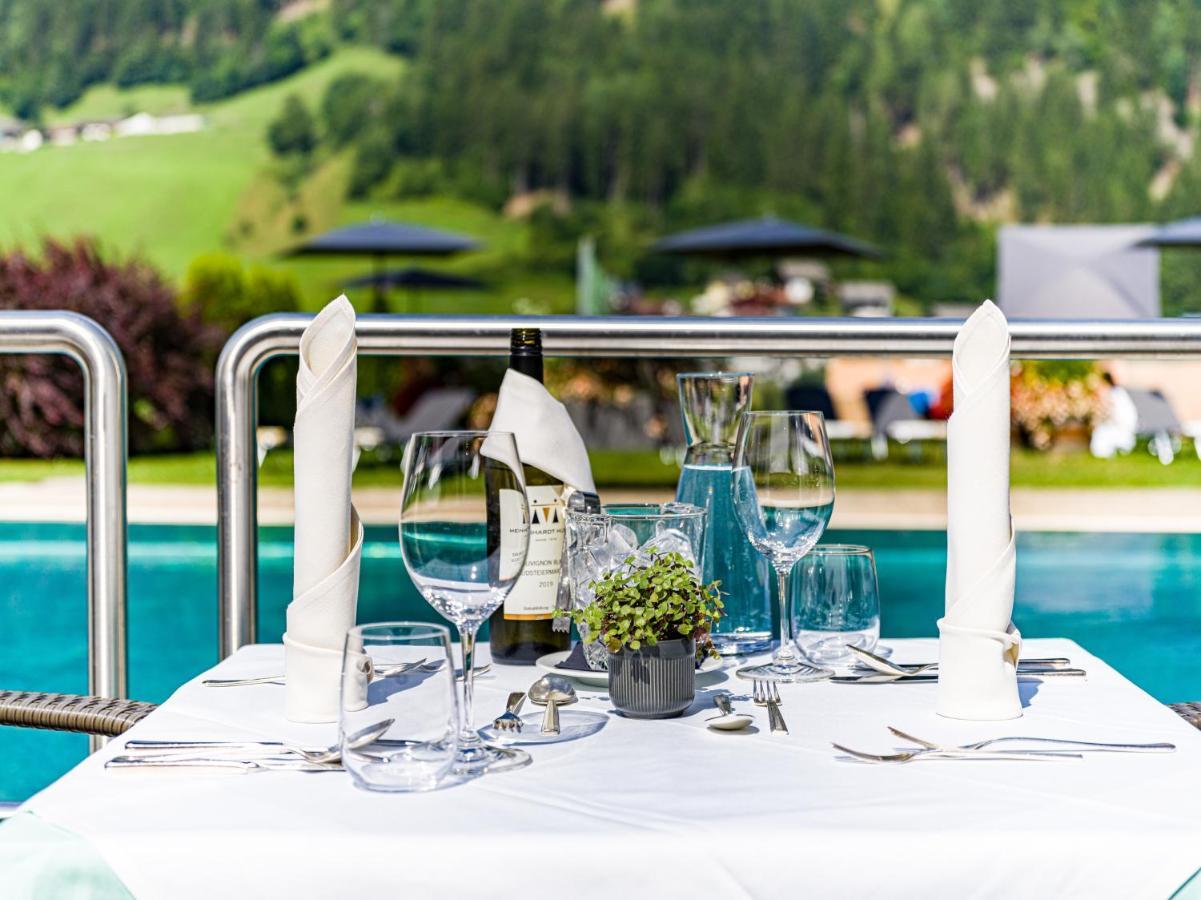 Happy Stubai Hotel Neustift im Stubaital Buitenkant foto
