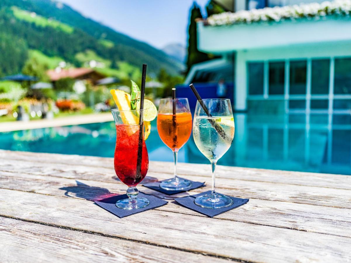 Happy Stubai Hotel Neustift im Stubaital Buitenkant foto