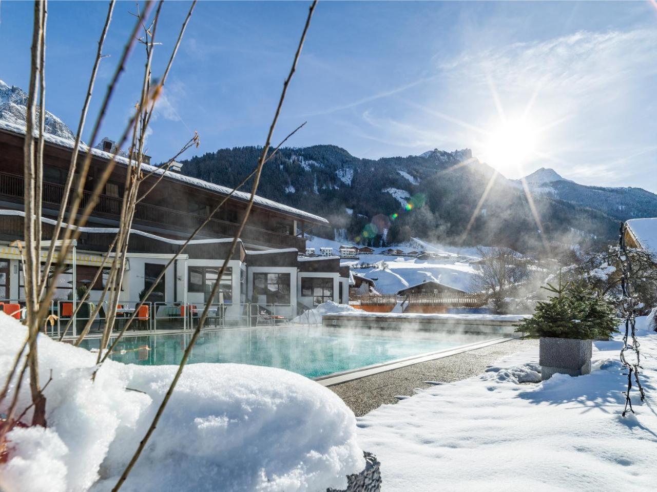 Happy Stubai Hotel Neustift im Stubaital Buitenkant foto